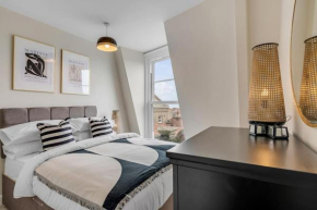 Electric House, Apartment 3